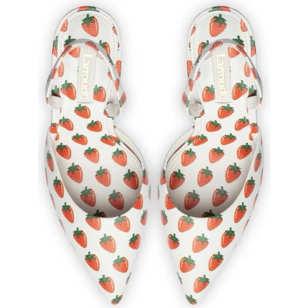 NEW Larroude Gaga Pump Leather Strawberry Print - Picture 2 of 11